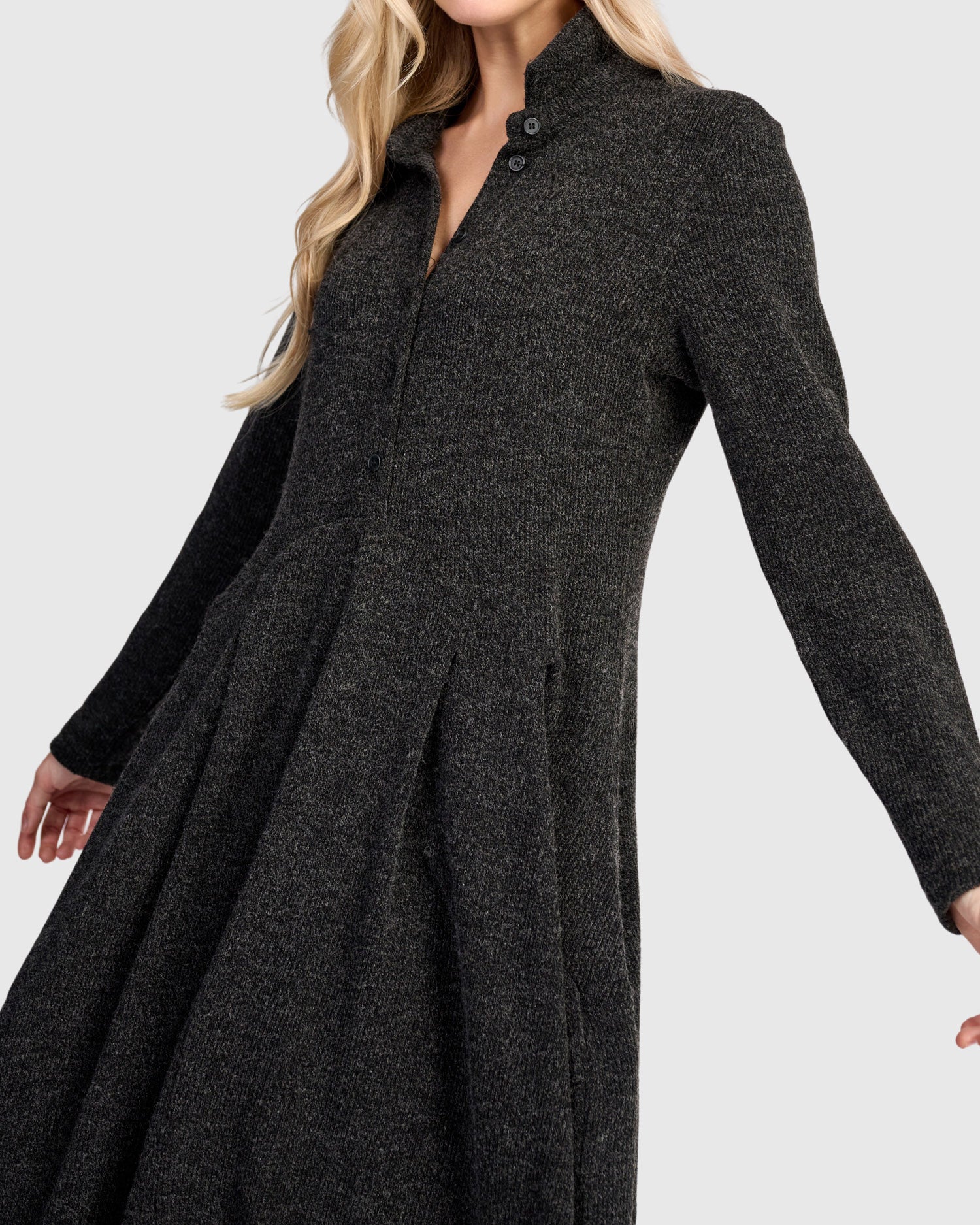 alembika-urban-marl-knit-draped-pockets-kleid-shadow image 2