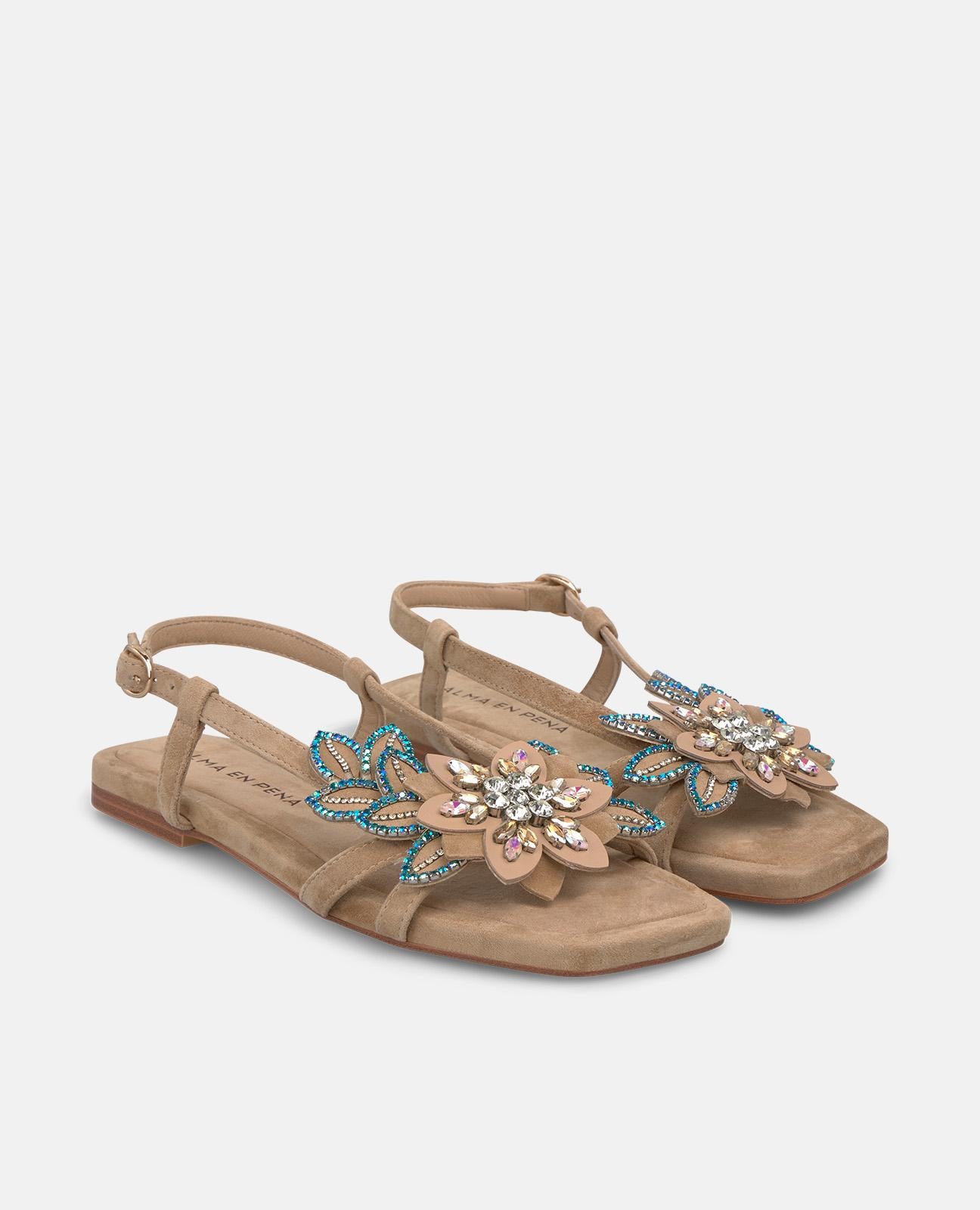 alma-en-pena-alfa-62998-flache-sandalen-mit-blumen-detail-arena image 2