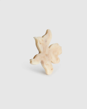 alembika-lotus-clip-ohrringe-oat image 4