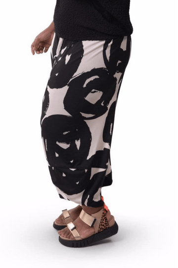 alembika-art-print-punto-hose-creme image 2
