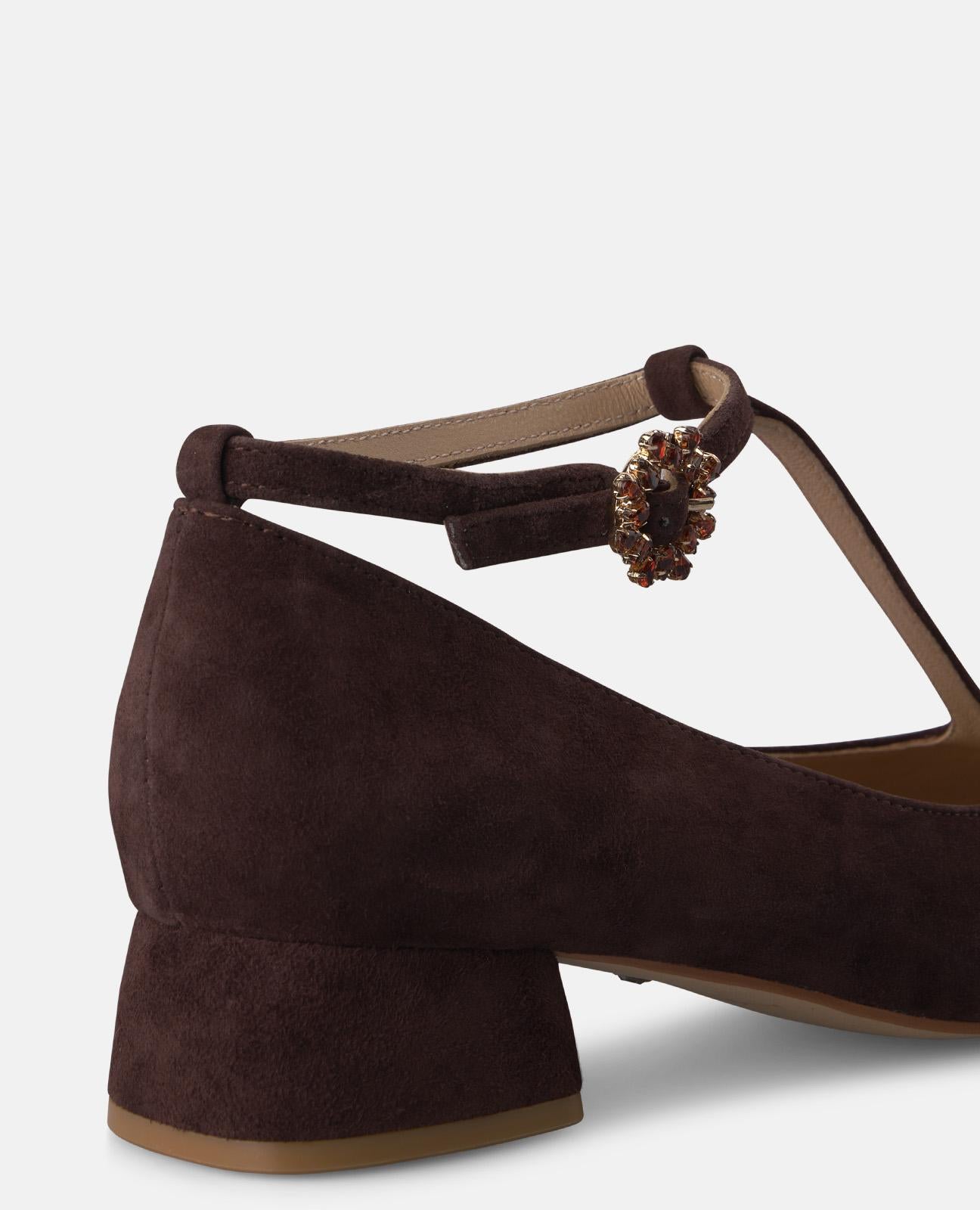 alma-en-pena-leder-pumps-mit-schnalle-braun-t-riemen-3-5-cm-absatz image 4