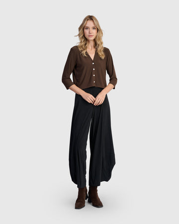 alembika-essential-slinky-cropped-cardigan-sepia image 6