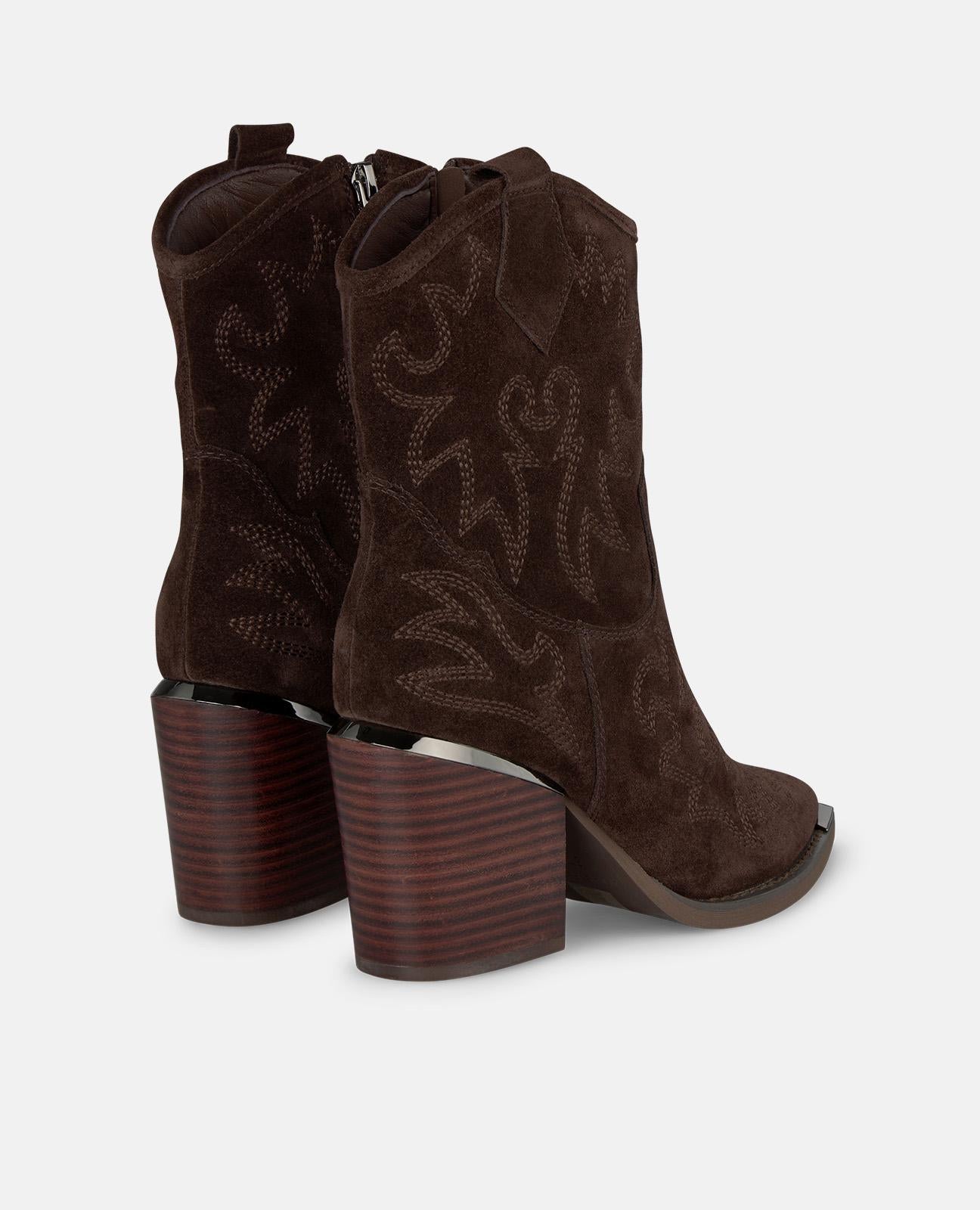 alma-en-pena-embroidered-heeled-ankle-boot-stiefeletten-braun-spitze-7-cm-cowboy image 3