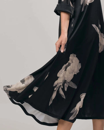 alembika-winslow-trapeze-kleid-roses-maxi image 4
