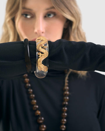 alembika-dragon-inlay-armreif-gold image 2
