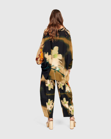 alembika-aviation-hi-lo-bluse-bouquet image 5