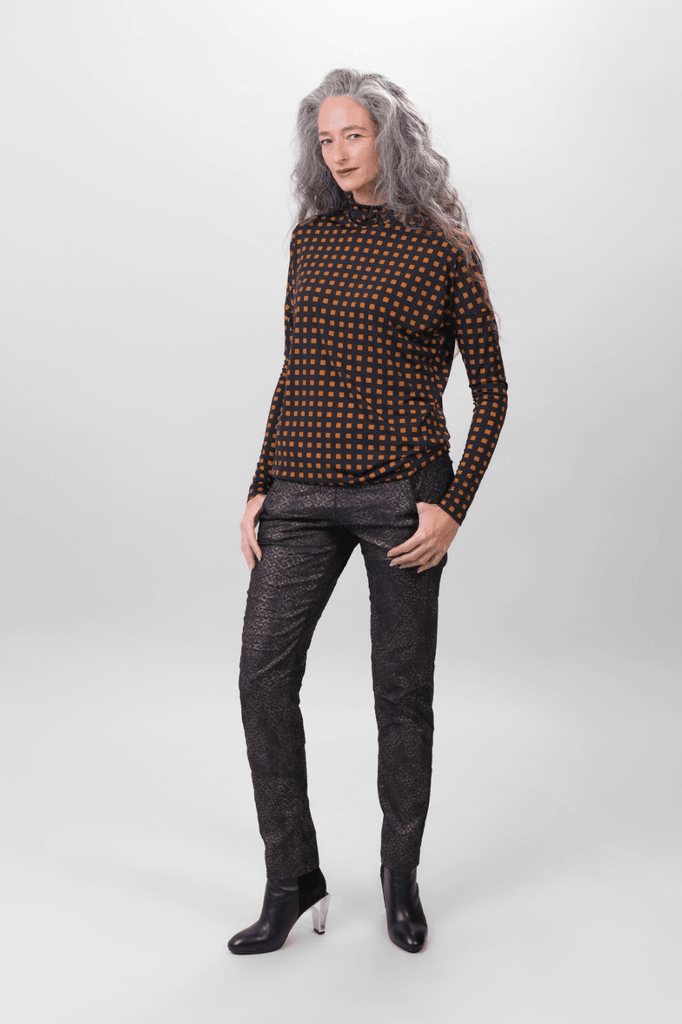 alembika-check-at320o-mockneck-top-orange image 1