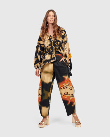 alembika-aviation-hi-lo-bluse-bouquet image 3