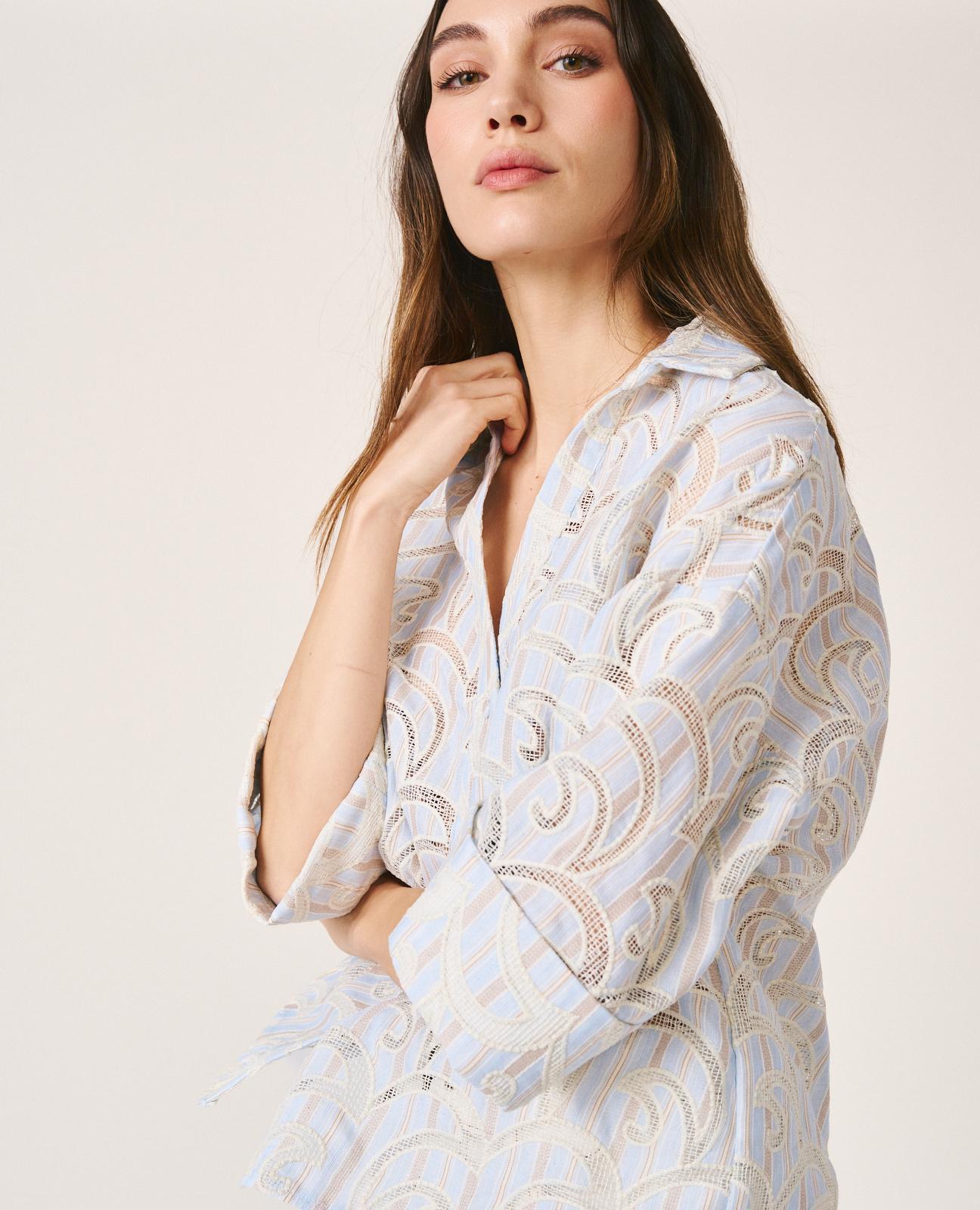 alma-en-pena-kurzarm-bluse-gestreift-mit-stickerei-blau image 5