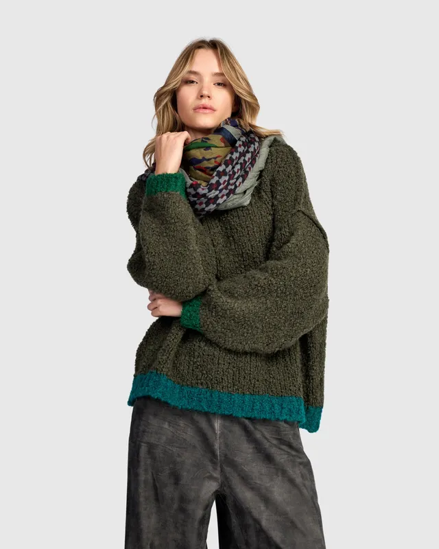 alembika-riff-boucle-pullover-pine image 1