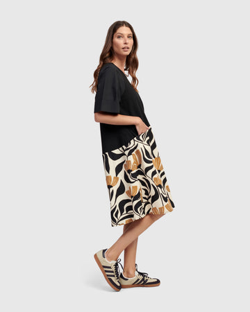 alembika-clementine-t-shirt-kleid-tulips image 4