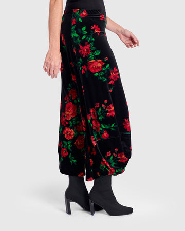 alembika-chie-velvet-punto-pants-roses-samt-hose-laterne image 3