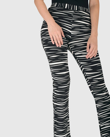 alembika-poe-bootleg-flare-leggings-zebra image 5