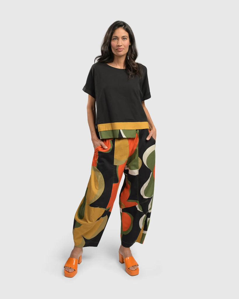 alembika-clea-cutaway-boxy-top-floral image 1