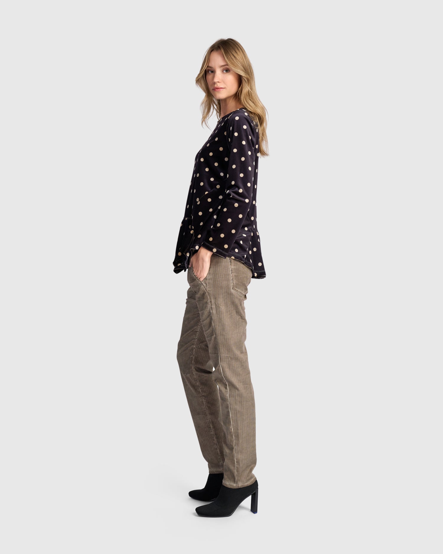alembika-velvet-addison-top-iron-dot-samt-oberteil image 4