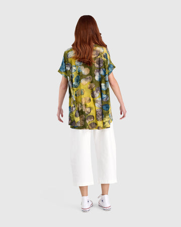 alembika-sun-soaked-trapeze-top-gold-ocean-dots-burnout-shirt image 4