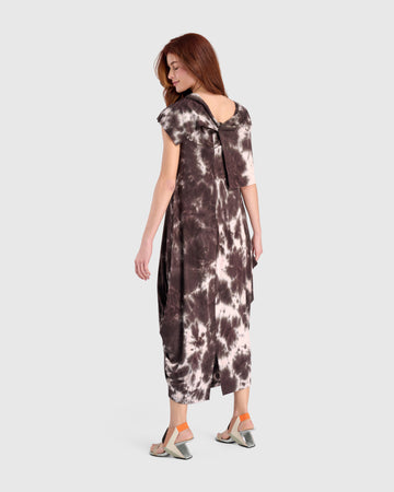 alembika-chai-savoir-maxi-kleid-braun-pink-tie-dye image 5