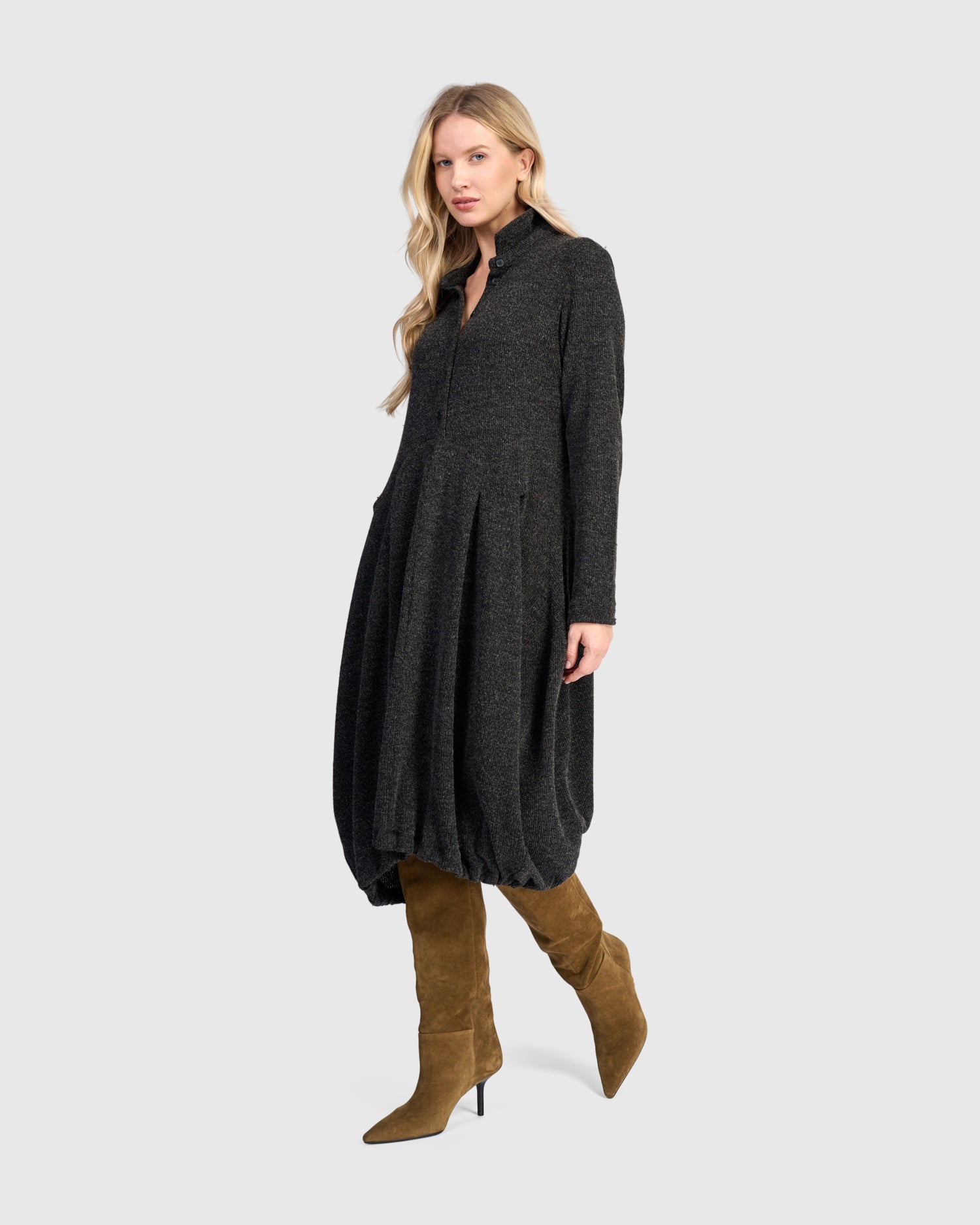alembika-urban-marl-knit-draped-pockets-kleid-shadow image 6
