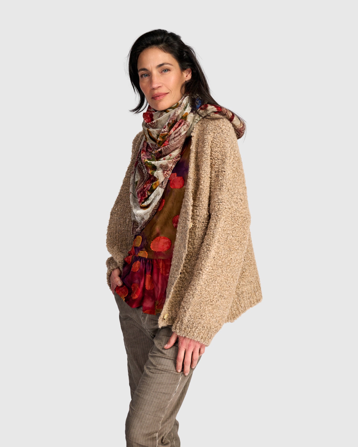 alembika-mango-velvet-schal-almond-botanic-188-cm-paisley-tuch image 4