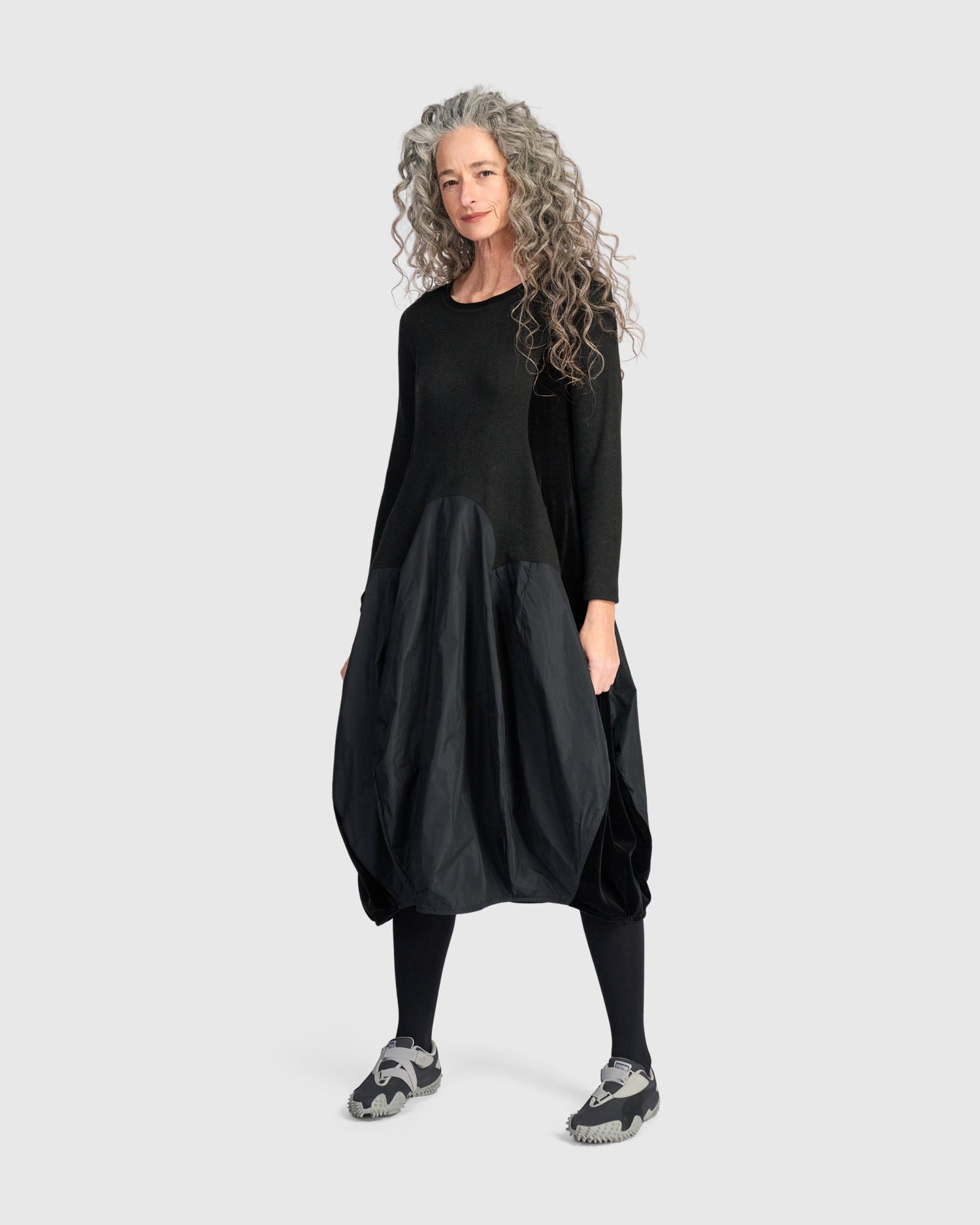 alembika-urban-mossa-cocoon-kleid-schwarz image 7