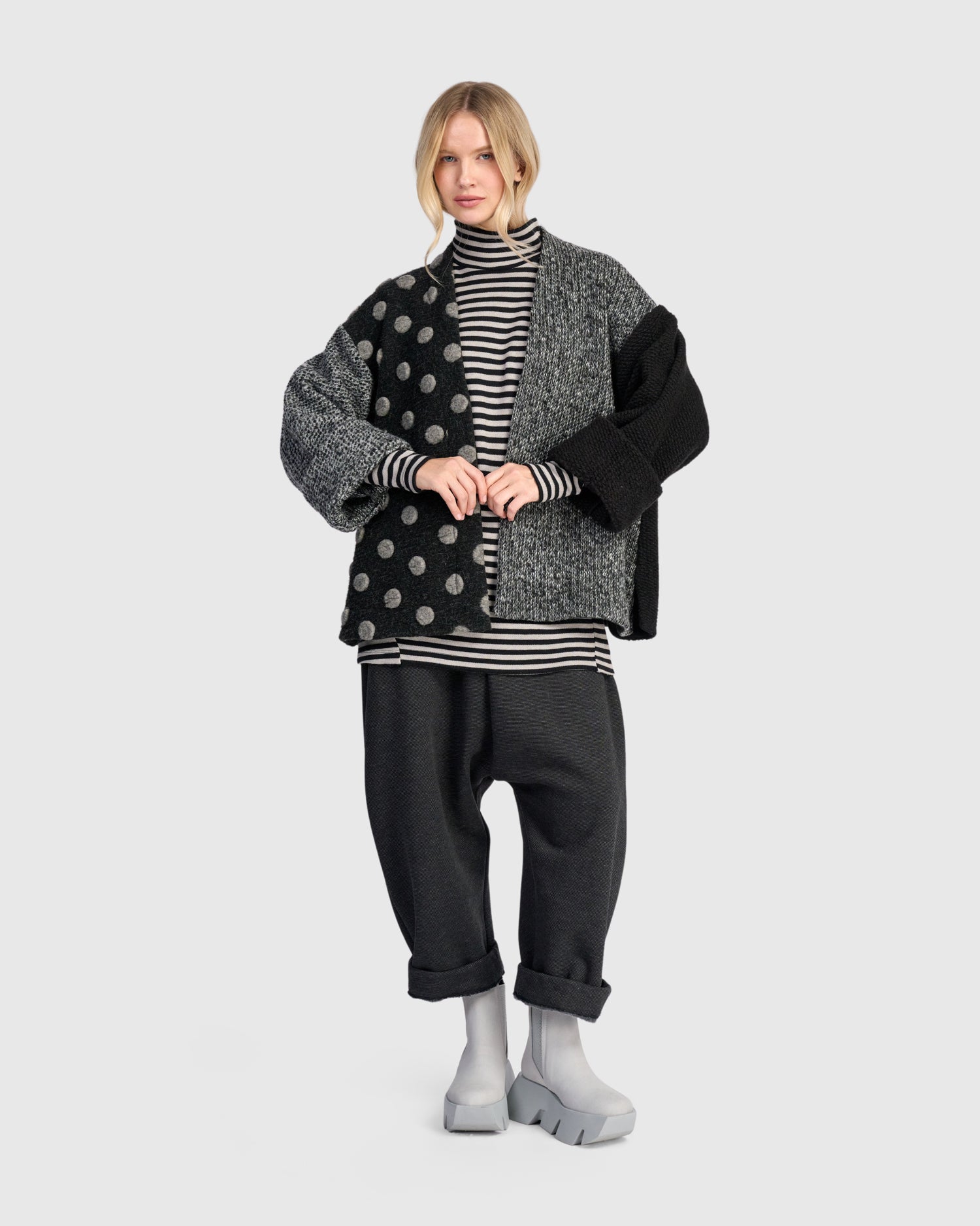 alembika-urban-maggie-cardigan-grey-mix image 8