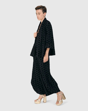 alembika-dot-flocked-swing-jacke-schwarz image 8