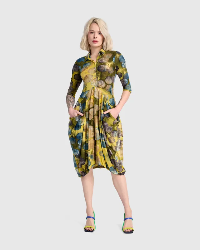 alembika-meadowlark-draped-pockets-kleid-gold-ocean-dots image 1