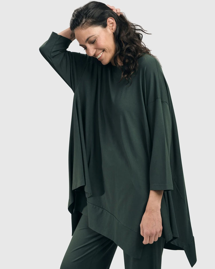 alembika-essential-trapeze-top-green-jerseyshirt image 1