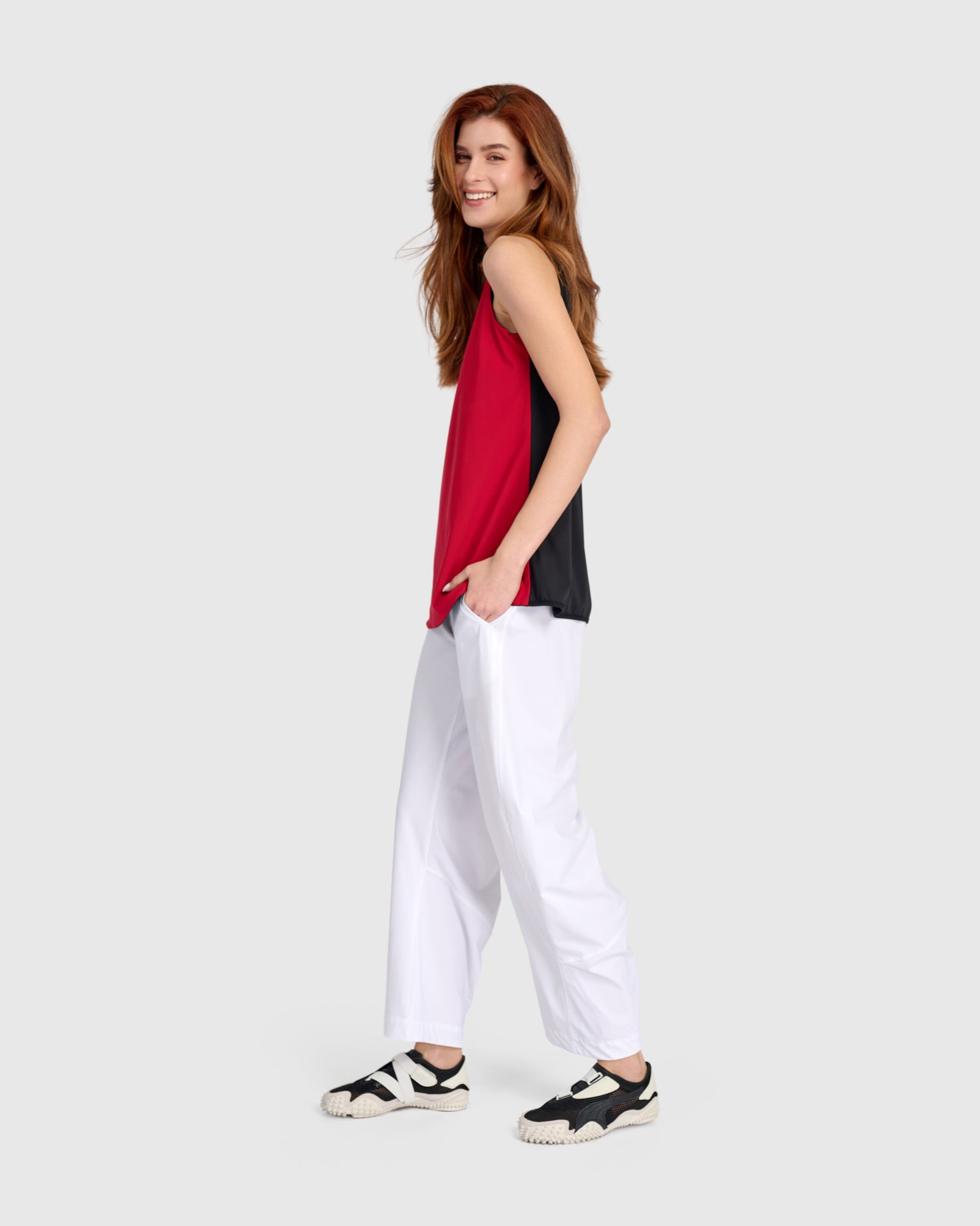 alembika-tekbika-essential-tank-top-schwarz-rot image 3