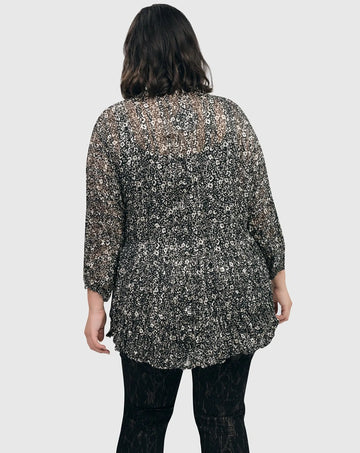 alembika-floral-tiered-crinkle-bluse-ivory-black image 5