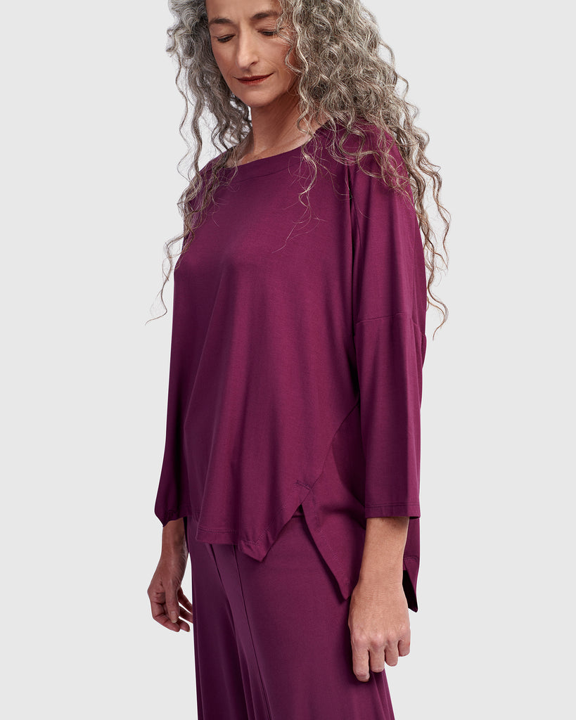 alembika-essential-boxy-top-damen-top-in-sangria image 1