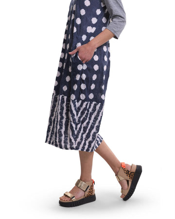 alembika-duet-crinkle-cocoon-kleid-navy image 3