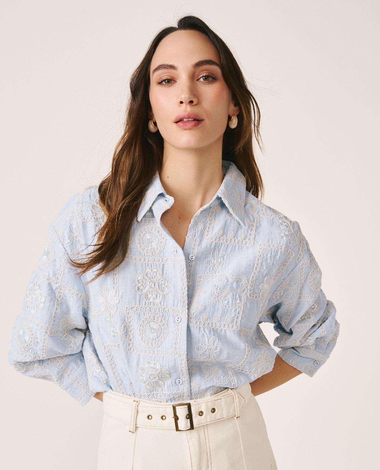 alma-en-pena-bestickte-bluse-mit-pailletten-viskose-blau image 3