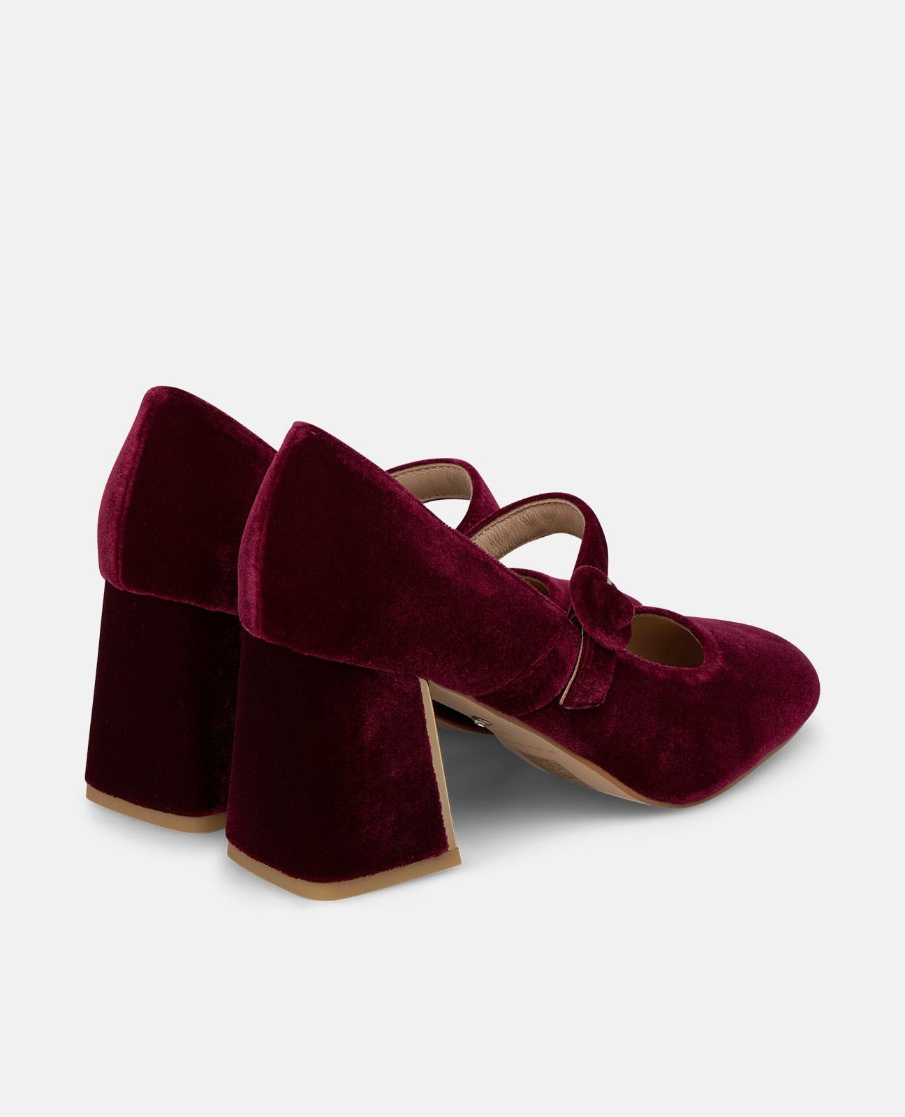 alma-en-pena-velvet-damen-pumps-samt-bordeaux-7-cm-mit-schnalle image 3