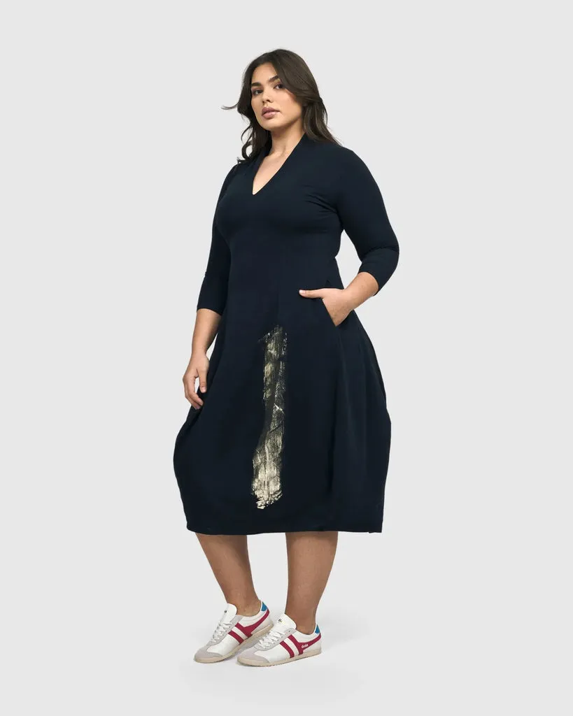 alembika-laurel-cocoon-kleid-navy image 1