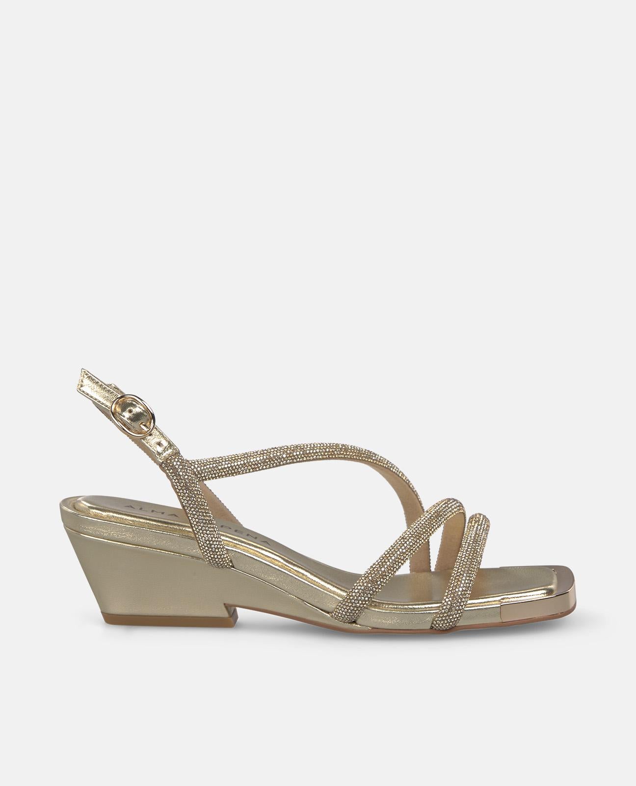 alma-en-pena-three-strap-sandalen-mit-blockabsatz-6-cm-in-dorado image 1