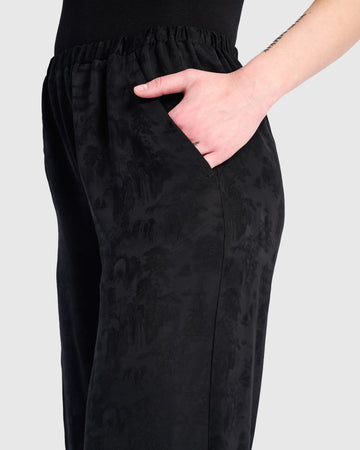 alembika-sabi-straight-pants-black-jacquard-damen image 2