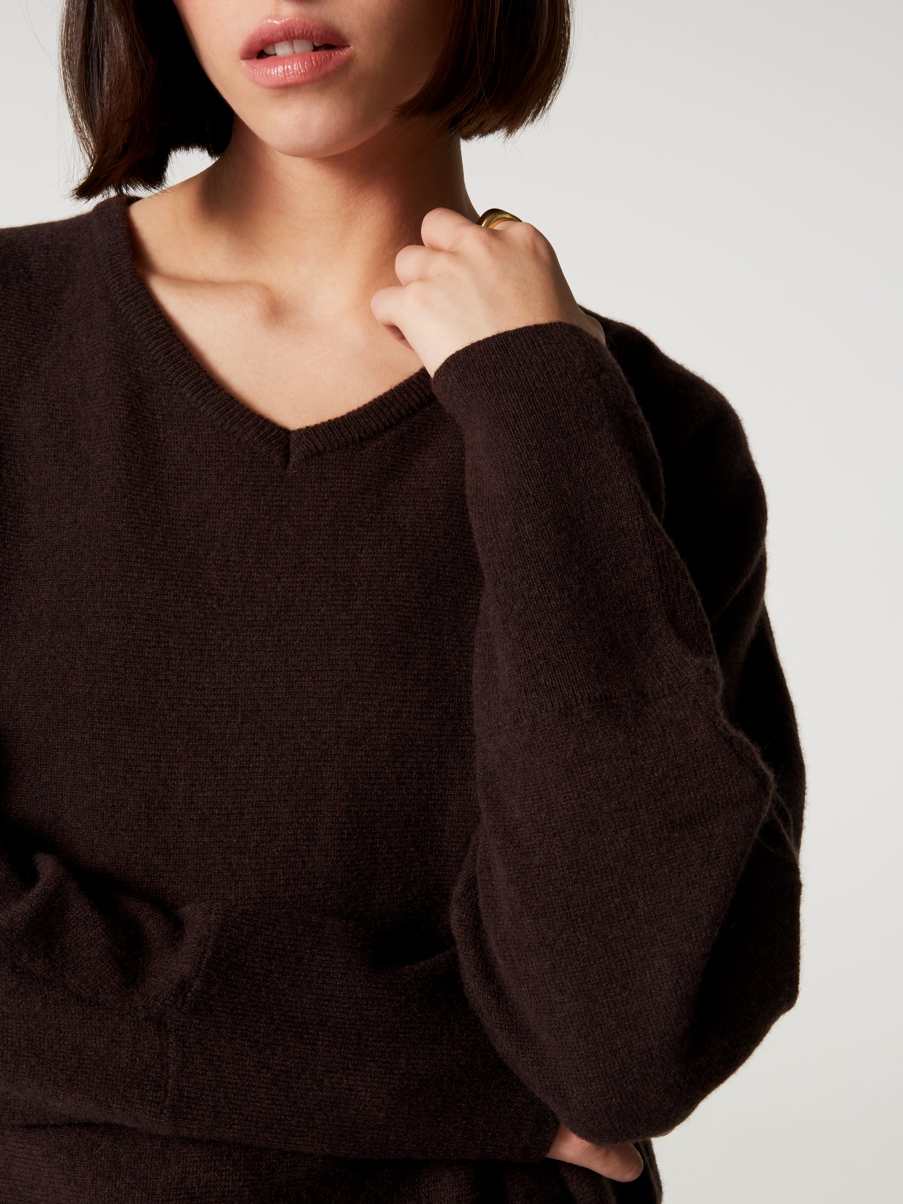 absolut-romane-v-pullover-aus-kaschmir-mit-puff-rmeln-dunkelbraun image 3