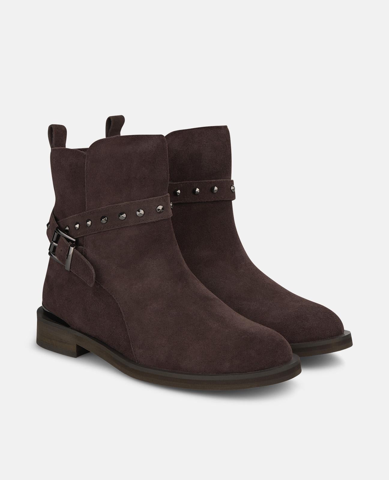 alma-en-pena-flache-stiefeletten-braun-mit-nieten-3-cm-absatz image 2