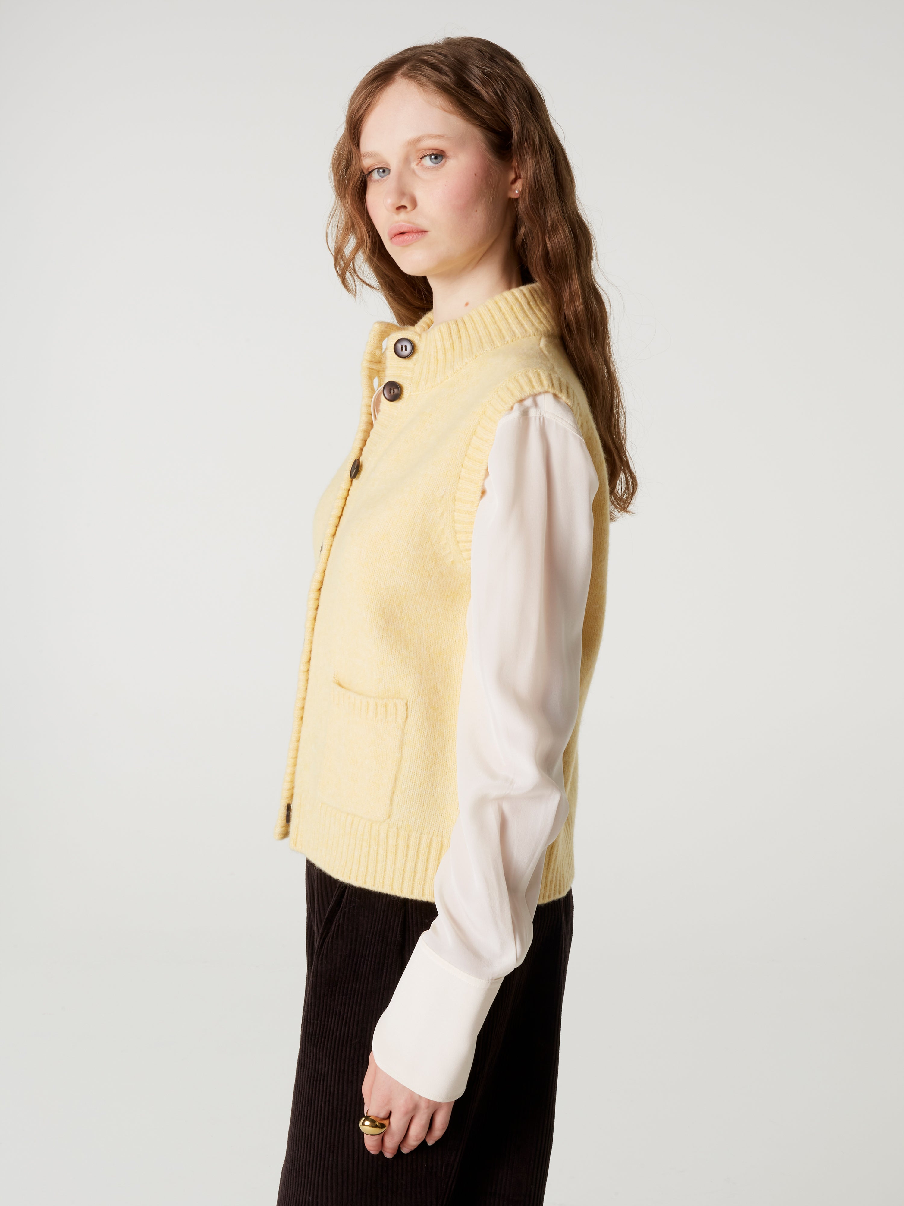 absolut-alanis-weste-aus-wolle-und-baumwolle-light-yellow image 3