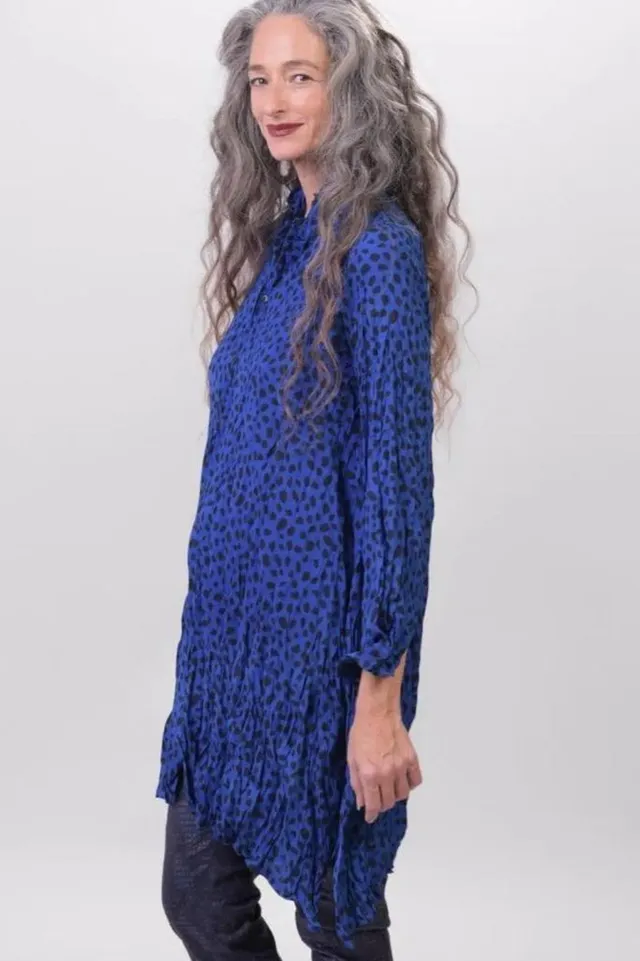 alembika-simone-tunic-top-cobalt-tunika-bluse-mit-animal-muster image 1