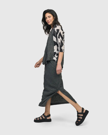 alembika-algorithm-relaxed-tee-mono image 6