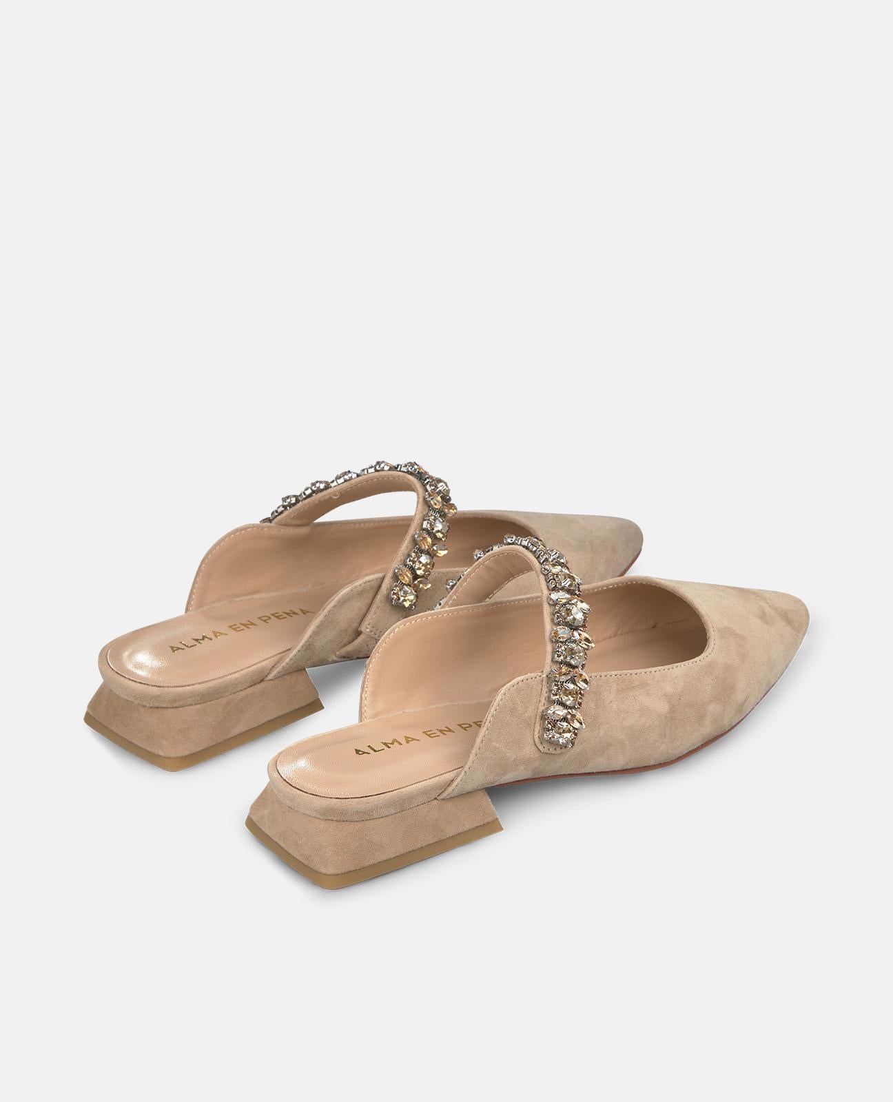 alma-en-pena-mule-mit-strass-riemen-2-cm-flachabsatz-sand image 4
