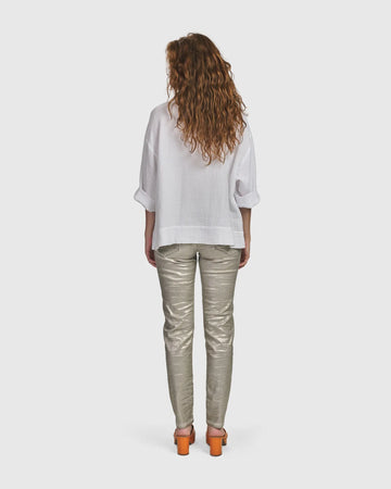 alembika-iconic-stretch-jeans-metallic-luster image 6