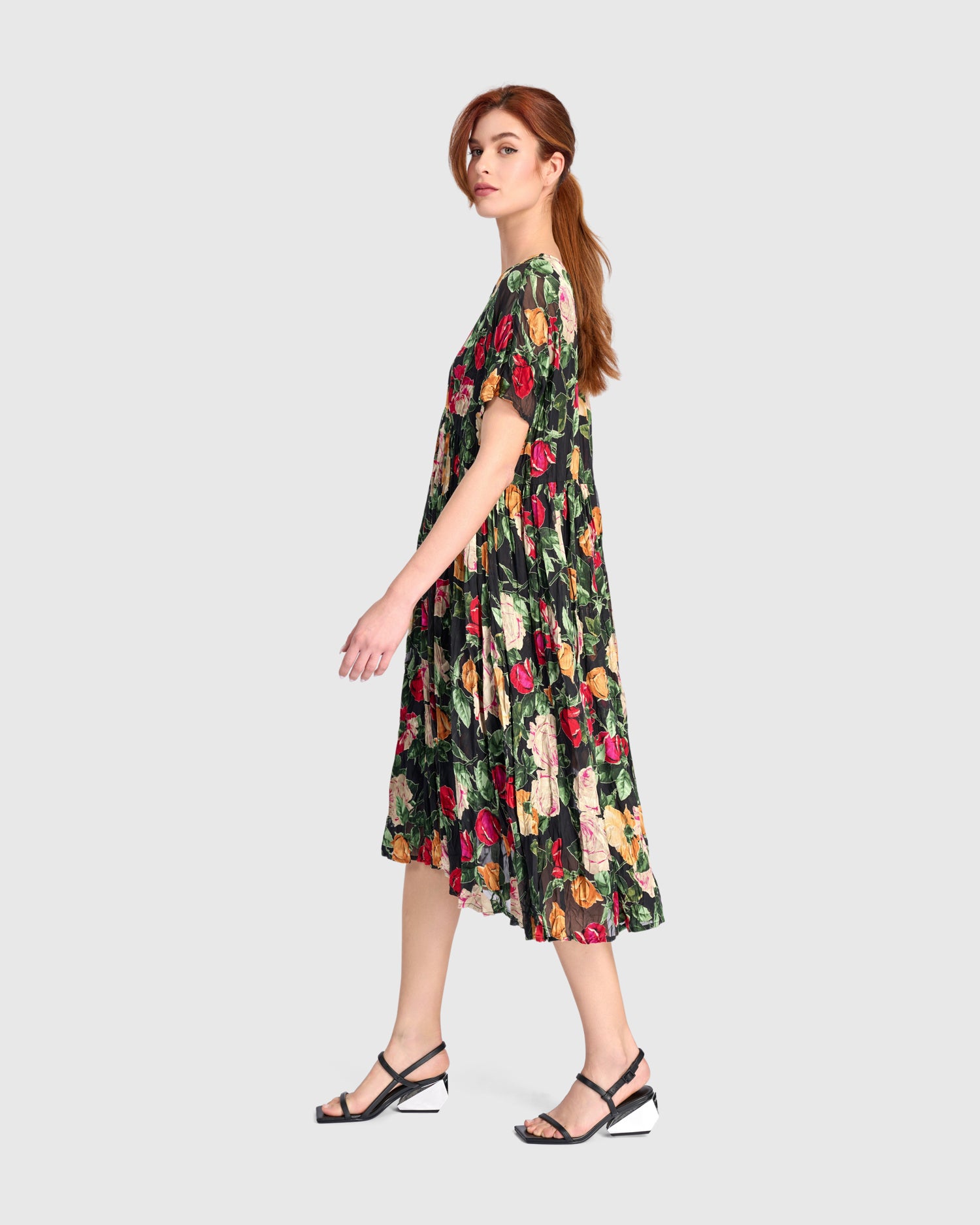 alembika-night-in-the-garden-kleid-sheer-floral-midi image 4