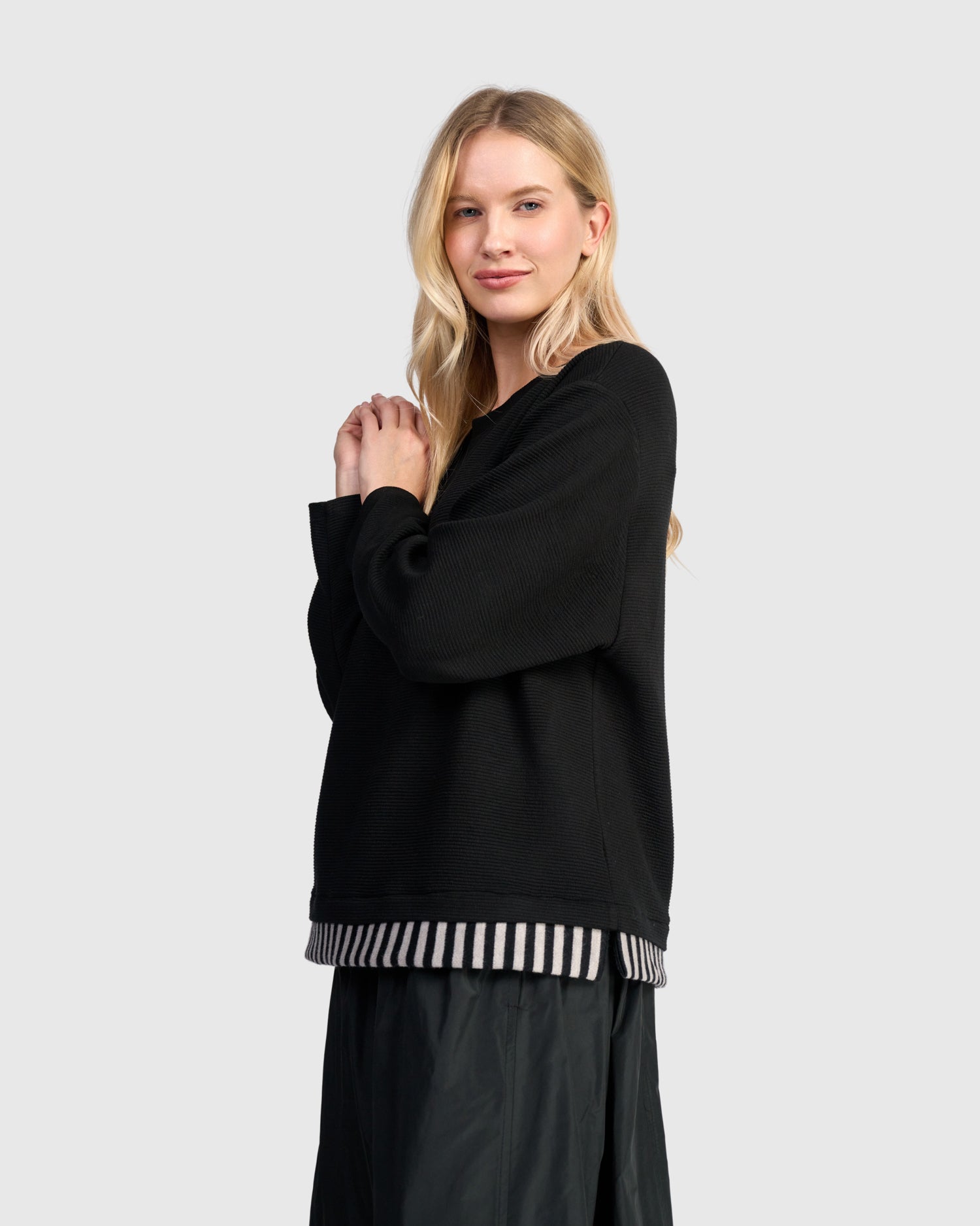 alembika-urban-borderline-top-black-mix image 3