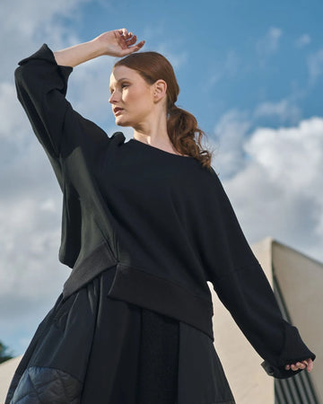 alembika-urban-vapor-pullover-schwarz-boxy-cropped image 2