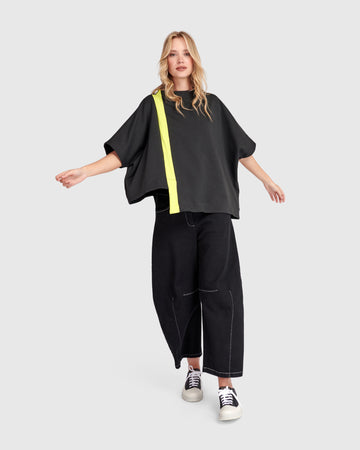 alembika-urban-buzz-boxy-top-soft-black image 2