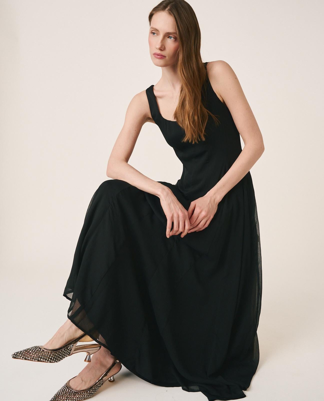 alma-en-pena-midi-chiffonkleid-schwarz-a-linie image 2