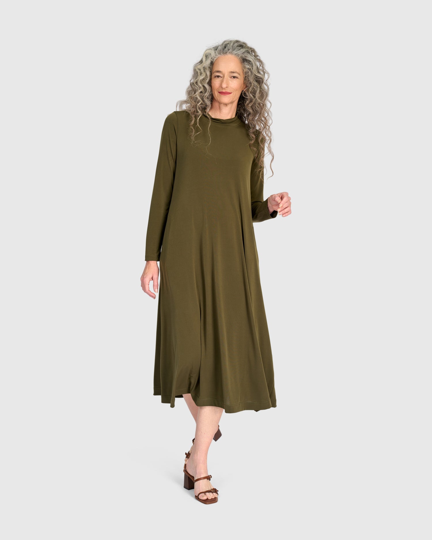 alembika-essential-slinky-a-linien-kleid-maxi-khaki image 3